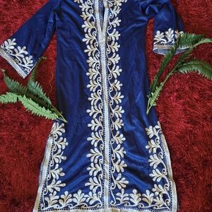 Elegant Blue Embroidered Kurta